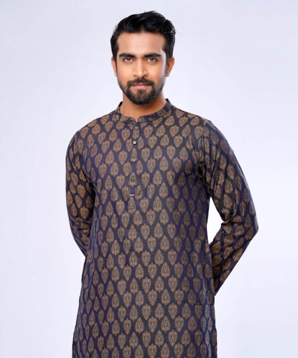 Blue semi-fitted Panjabi in Jacquard Cotton fabric. Designed with a mandarin collar and matching metal buttons on the placket.