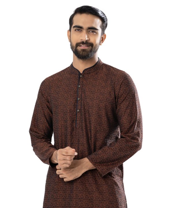 Brown fitted Panjabi in Jacquard Cotton fabric. Designed with a mandarin collar and matching metal buttons on the placket.