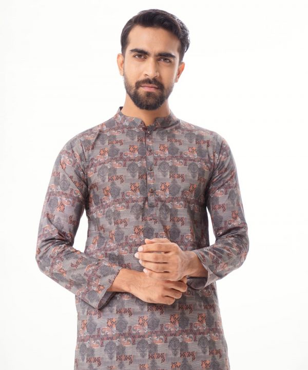 Gray Brown semi-fitted Panjabi in printed Cotton fabric. Designed with a mandarin collar and matching metal buttons on the placket.