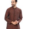 Brown semi-fitted Panjabi in Jacquard Cotton fabric. Designed with a mandarin collar and matching metal buttons on the placket.