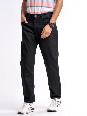 Black jeans in cotton spandex denim fabric. Five pockets, button fastening on the front and zipper fly.