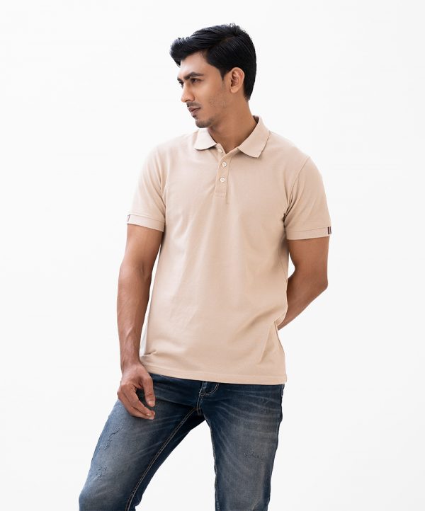 Brown Polo Shirt in Cotton pique fabric. Designed with printed strips on classic collar and short sleeves.