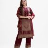 Women's straight salwar kameez in viscose fabric. Round neck, three-quarter sleeves and karchupi at front of kameez. Chiffon dupatta with palazzo pants.